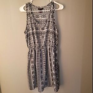 Women's black and white dress